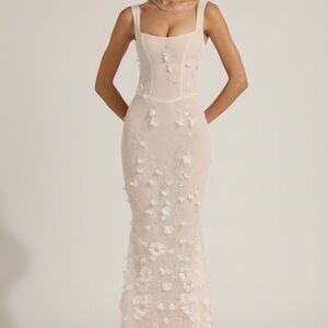 Elegant White Floral Women's Dress